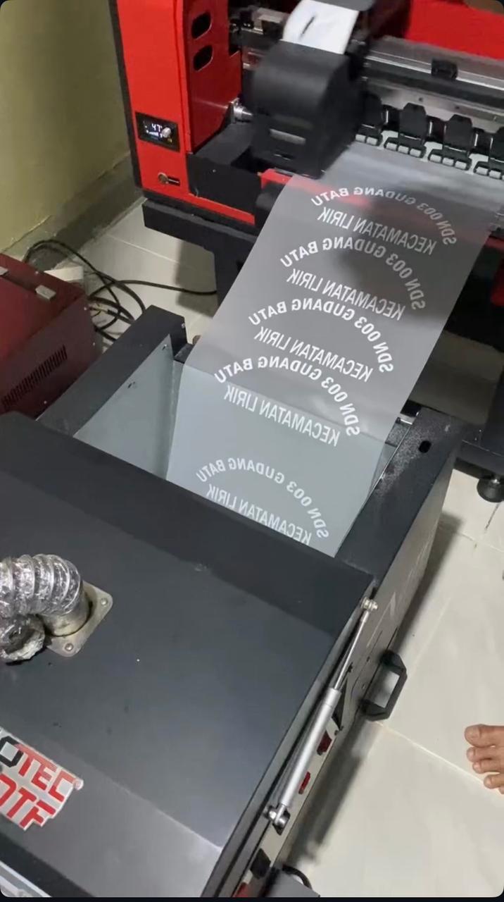 Produk sablon Kaos Polos Premium